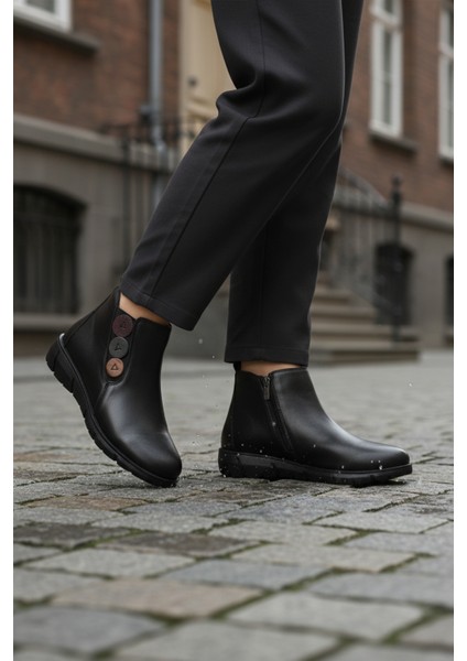 Siyah Hakiki Deri Kadın Düz Bot modelleri