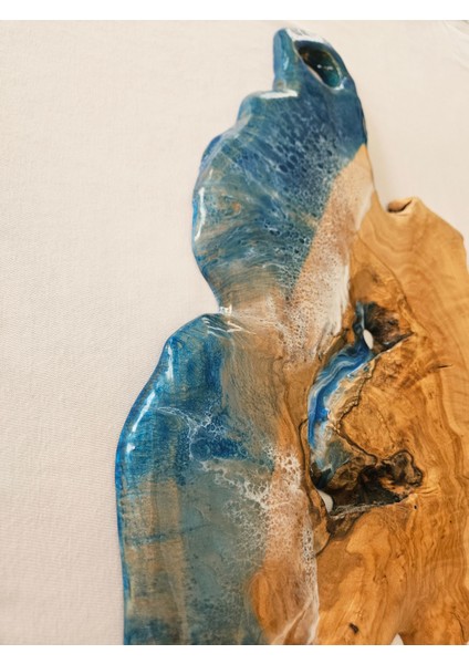 Özel Tasarım El Yapımı Zeytin Ağacından Epoksi Sunum Tahtası & ( 39x24x1.5 cm )