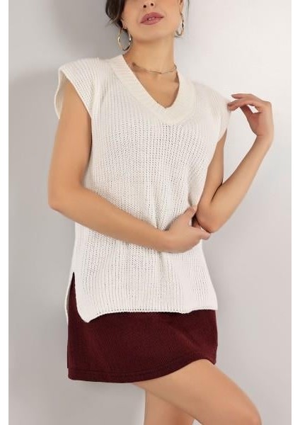 Ekru Örme Kadın Triko, V Yaka Yırtmaçlı Selanik Örgü Bayan Süveter Boy 60 cm En 48 Cmdir modelleri