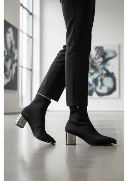 PC-54967 Z Siyah Tekstil Kadın Bot