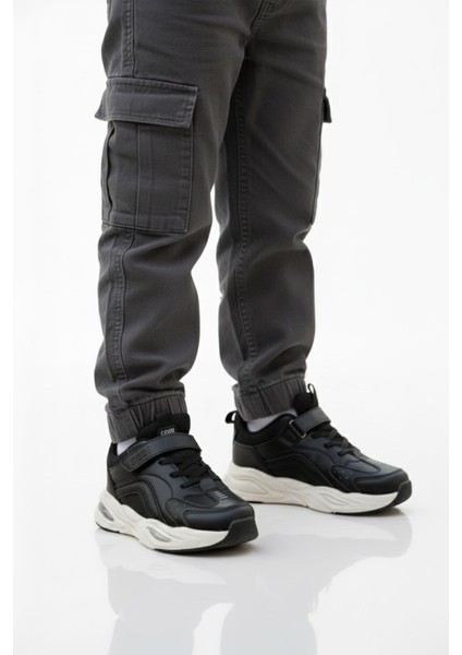 Siyah-Beyaz Mevsimlik Hafif Esnek Çocuk Spor Ayakkabı Cool Toti P modelleri