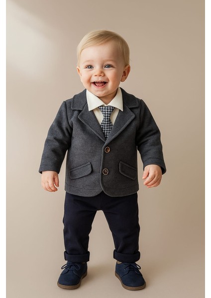 Erkek Bebek %100 Pamuklu 4’lü Takım – Ceket, Pantolon, Badi ve Kravat