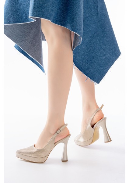 B-2101 Gold Günlük Arkası Açık Yılan Desenli Topuklu Bayan Ayakkabı