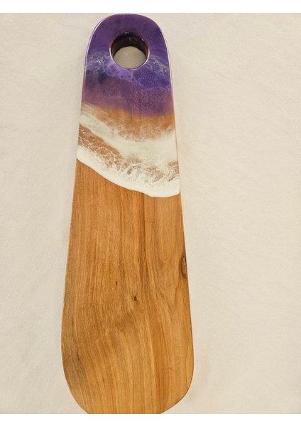 El Yapımı Ceviz Ağacı Epoksi Sunum Tahtası – Mor Beyaz Tasarım