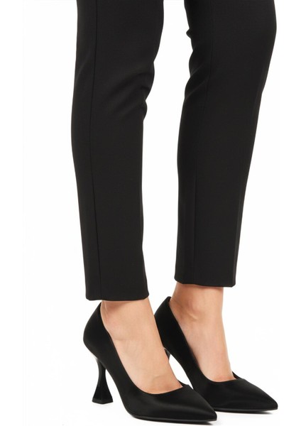 665127 Z Siyah Kadın Topuklu Ayakkabı modelleri