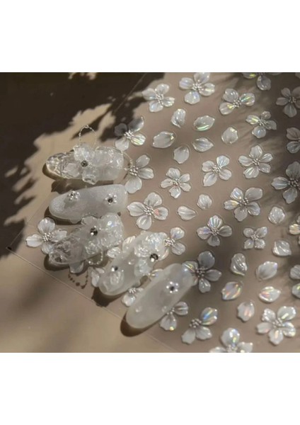 Beyaz Çiçekli Holografik Etkili Tırnak Süsleme Stickerı Nail Art Süslemeleri fiyatları