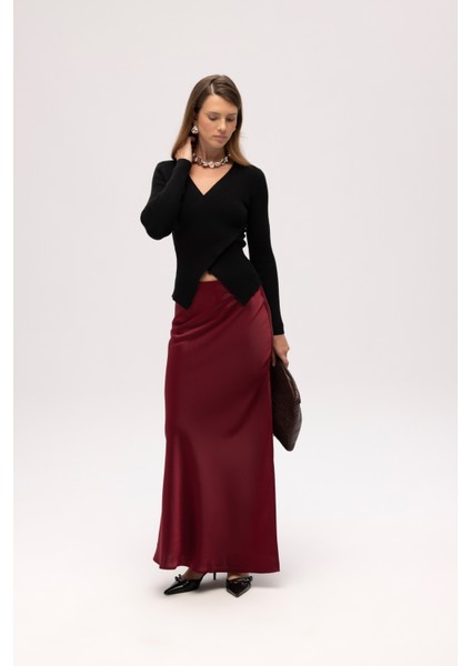 Cecil Yırtmaç Detay Bordo Saten Etek