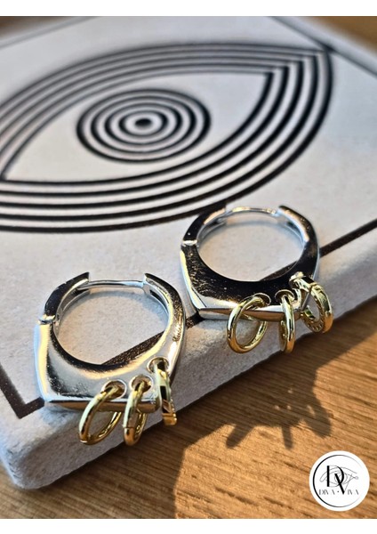 - Glow Earrings – Silver Kaplama Halka Detaylı Kadın Küpe (KOD-310)