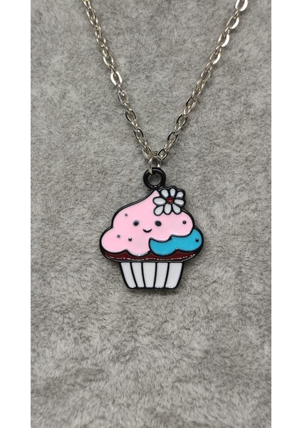 Çiçekli Cupcake Kolye, Kek Kolye. Mineli, Metal. Pasta Kolye, Kapkek Kolye, Çocuk Kolye.