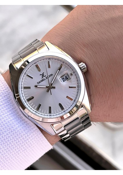 Klasik Erkek Kol Saati Çelik Kordon 3 Atm Suya Dayanıklı Bileklik Hediyeli VS.BLKT.0607 modelleri