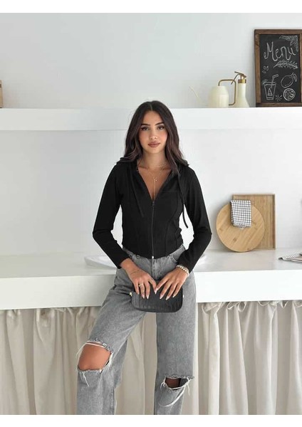 Önü Fermuarlı Kapşonlu Crop modelleri