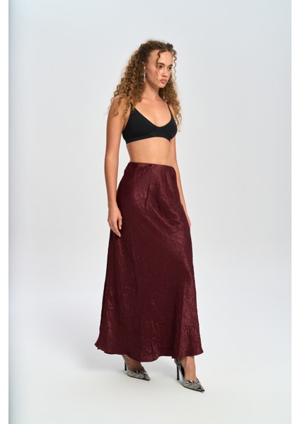 Eubah Kırışık Uzun Bordo Saten Etek fırsatları