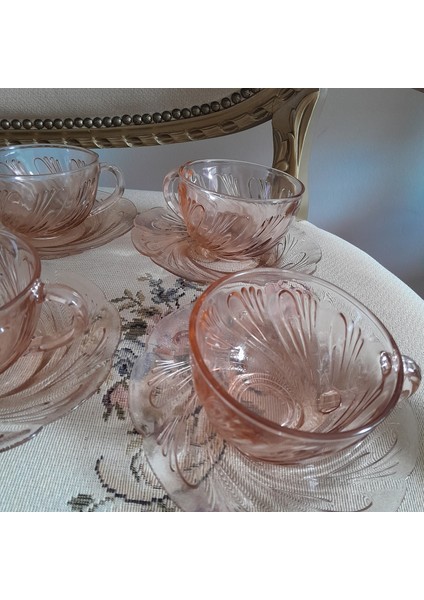 Eski Dönem Büyük Boy Fincan Takım fırsatları