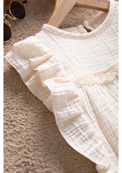 Bej Dantel Detaylı Bluzlu Jean Şortlu Kız Çocuk 2li Takım 22663 fırsatları