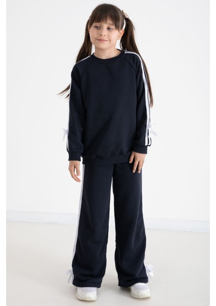 Lacivert Fiyonk Detaylı Şeritli Kız Çocuk Bisiklet Yaka Eşofman Takımı 22732 modelleri