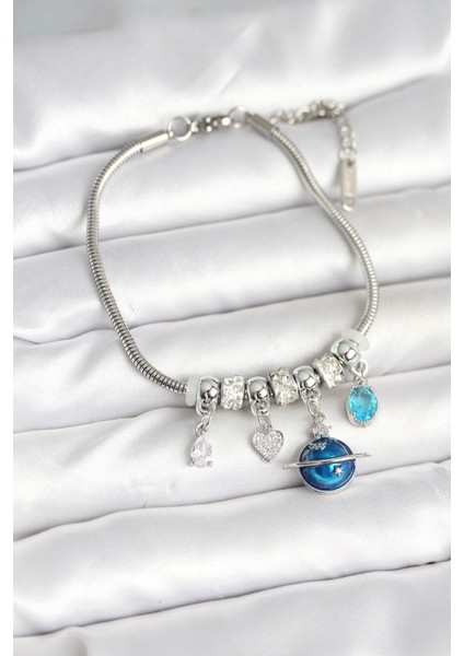 Pirinç Gümüş Renk Dünya Charmlı Kadın Bileklik - PRT3500EB09131