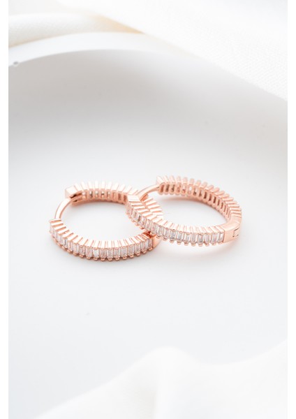 925 Ayar Rose Kaplama Sıralı Baget Taşlı 20 mm Kadın Küpe