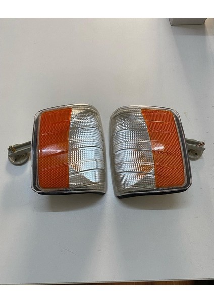 Mercedes 190 W201 Usa Sinyal Lambasi Takimi Sag-Sol 553463512