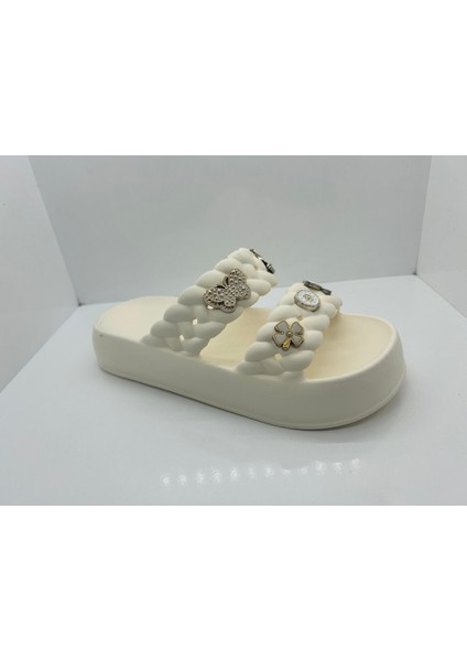 Rahat Tabanlı Ev Hastane Havuz Deniz Plaj Taşlı Terlik