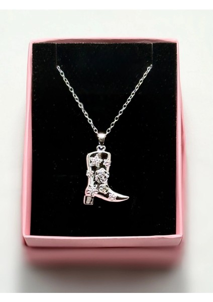 Kovboy Çizme Detaylı Gümüş Renkli Çelik Kolye fiyatları