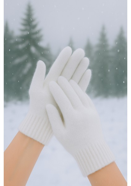 Beyaz Peluş Kışlık Yumuşak Dokulu Eldiven (Standart)