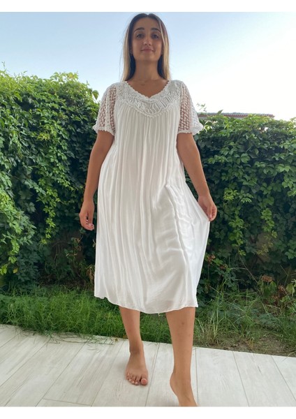 Kadın Beyaz Dantelli Elbise fiyatları