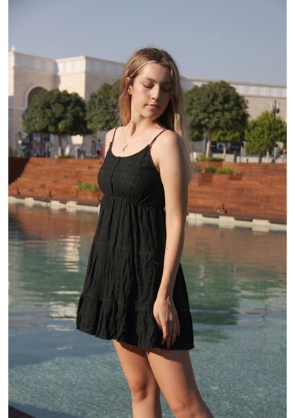 Kadın Siyah Askılı Elbise