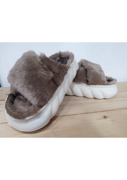 Çapraz Bantlı Rahat Yumuşak Tabanlı Tüylü Şık Ev Kış Terliği fırsatları