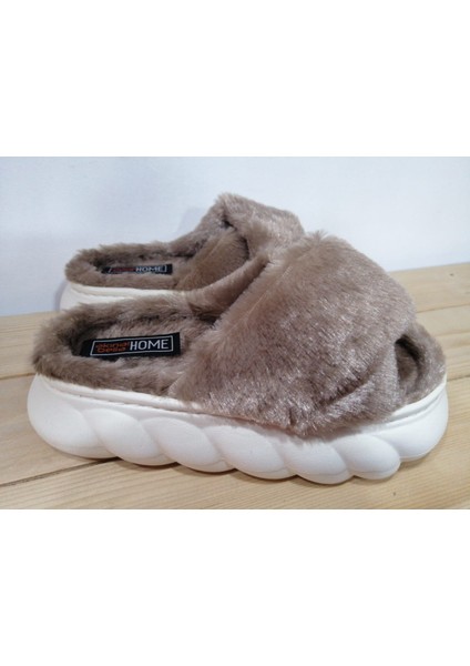 Çapraz Bantlı Rahat Yumuşak Tabanlı Tüylü Şık Ev Kış Terliği indirimleri