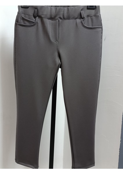 Büyük Beden Yanları Taşlı Likralı Toparlayıcı Ince Gösteren Dar Paça Bilek Boyda Punto Pantolon