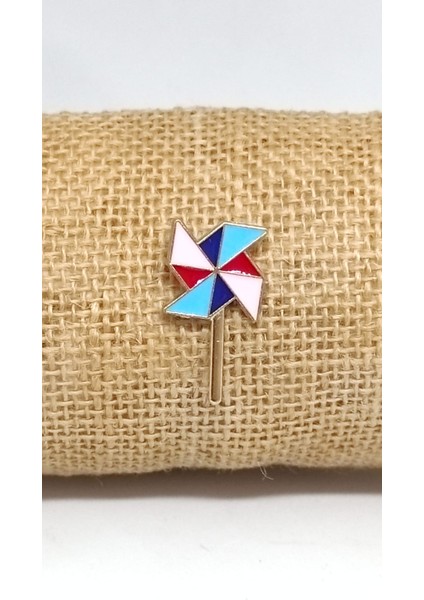 Rüzgar Gülü Rozet. Mineli, Metal. Çocuk Rozet, Çanta Süsü, Öğrenci Hediye.