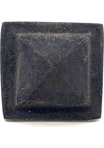 Antika Tarz Dekoratif Pirinç Flanşlı Piramit Kabara - 29 Mm, Oksit ( Lisinya )