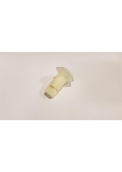 Ford Connect Çamurluk Sinyali Duylu Tip (Beyaz)