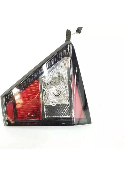 Ford Kuga Bagaj Stop Lambası Içteki Ledsiz Sağ 2015 ve Üzeri Kırmızı Reflektör