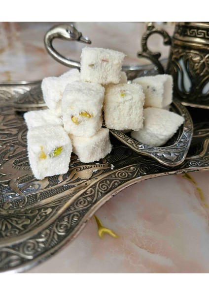 Antep Fıstıklı Sütlü Kuş LOKUMU-250 gr