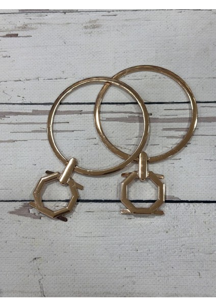 Metal Sallantılı Geçirmeli Çanta Kulpu