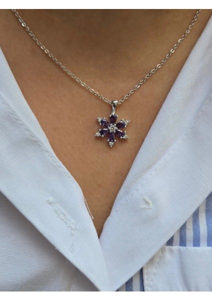 Lotus Çiçeği Kolye Gümüş Renkli Çelik fiyatları