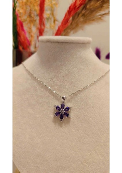 Lotus Çiçeği Kolye Gümüş Renkli Çelik modelleri