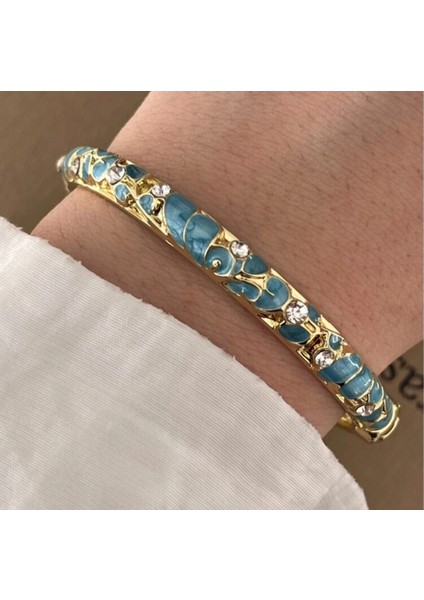 Mineli Taşlı Çiçek Detaylı Mavi Renkli Kelepçe fiyatları