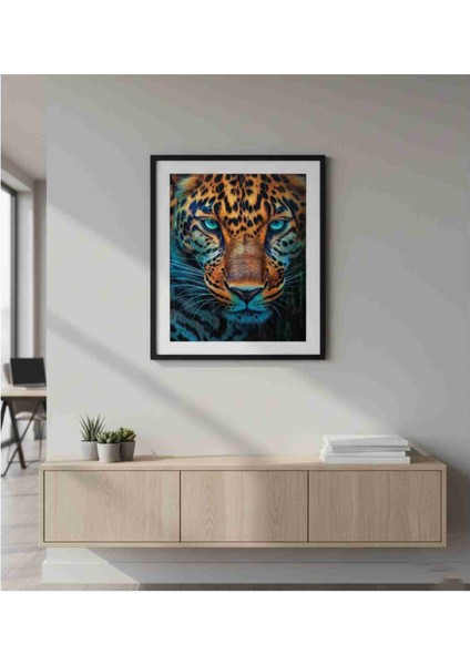 Mavi Gözlü Yakın Plan Leopar Yüz Görseli 500 Parça Ahşap (Mdf) Görseli fiyatları