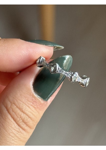 Çelik Su Damlası Taşlı Zarif Gümüş Renk Ayarlanabilir Kadın Yüzük