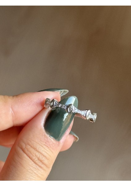 Çelik Su Damlası Taşlı Zarif Gümüş Renk Ayarlanabilir Kadın Yüzük fırsatları