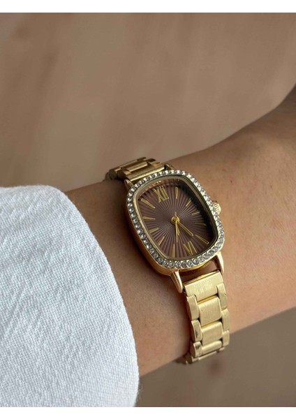 Kahverengi Taşlı Oval Metal Kasa Gold Kordon Minimal Kadın Kol Saati -61