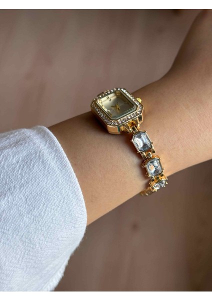 Sekizgen Kesim Beyaz Taşlı Gold Kadın Kol Saati -56 fiyatları