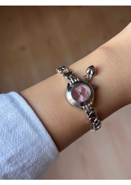 Ince Kalpli Kordon Vintage Çelik Gümüş Minimal Pembe Kasa Charmlı Kadın Kol Saati -57