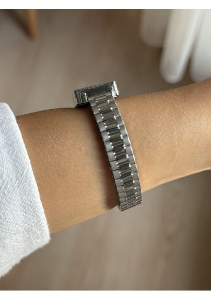 Pembe Kare Kadran Gümüş Çelik Kordon Minimal Kadın Kol Saati - 64 fiyatları