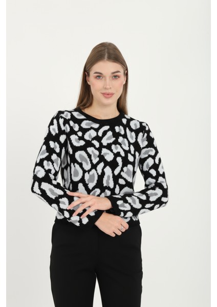 Kadın Leopar Desenli Bisiklet Yaka Kazak