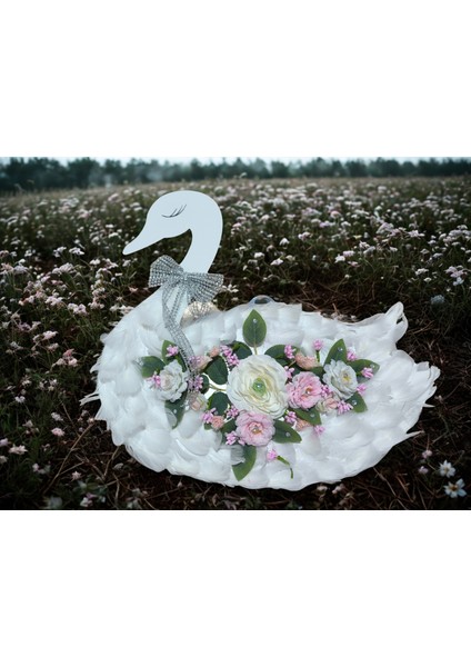 -Dekoratif Çiçekli Kuğu Figürlü Süs indirimleri