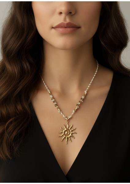 Güneş Uçlu Ip Zincir Gold Kolye
