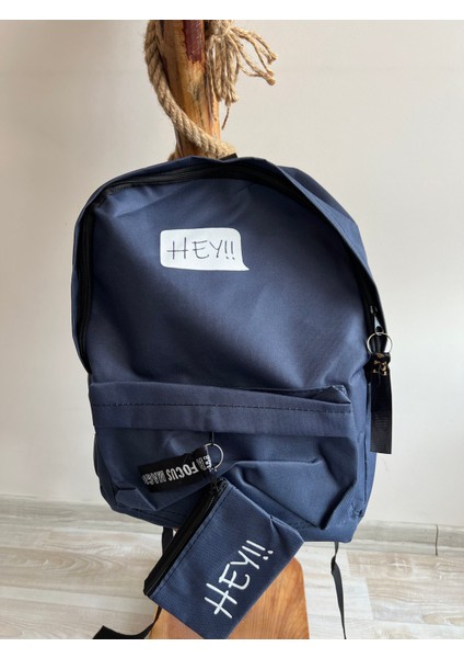 Kalemlikli Sırt Çantası